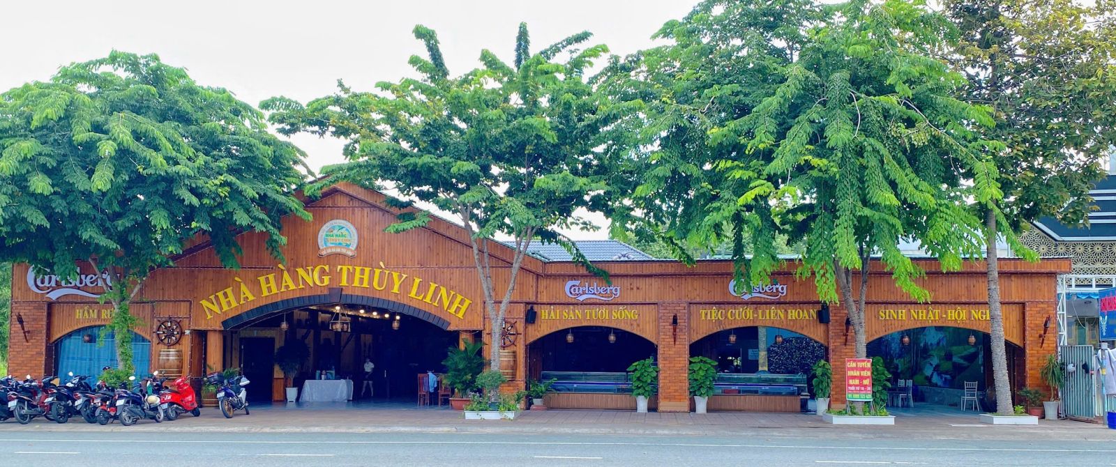 nhà hàng thùy linh