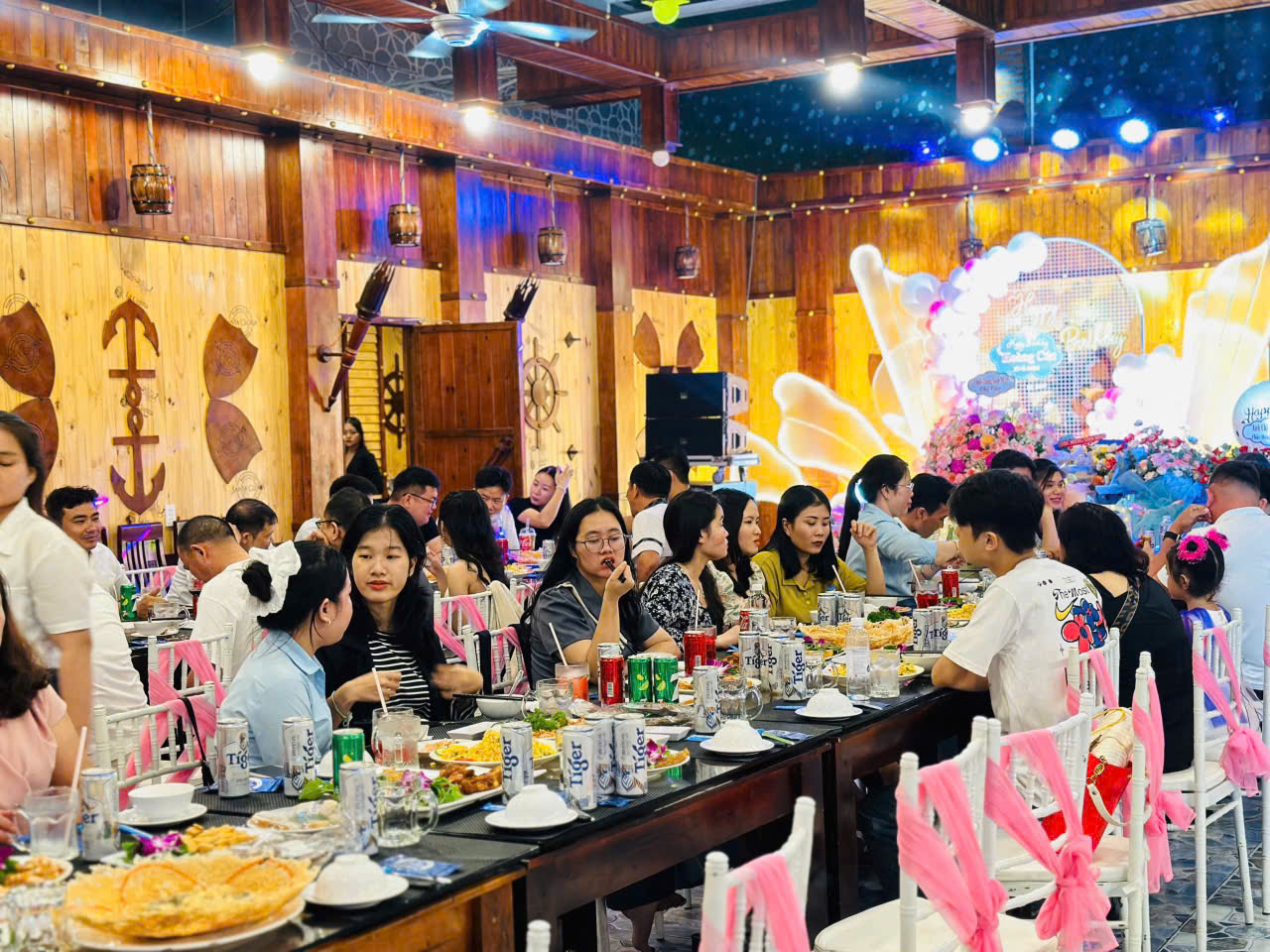 nhà hàng ngon bàu bàng
