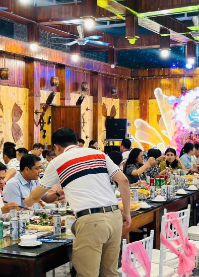 Chúc mừng sinh nhật chị Hoàng Cúc (27/8)