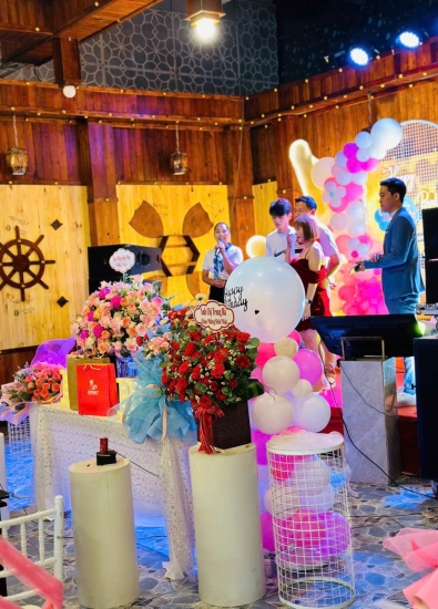 Chúc mừng sinh nhật chị Hoàng Cúc (27/8)