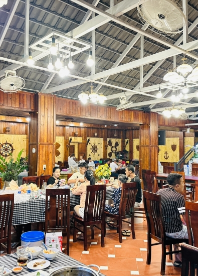 NHÀ HÀNG TIỆC CƯỚI BÀU BÀNG