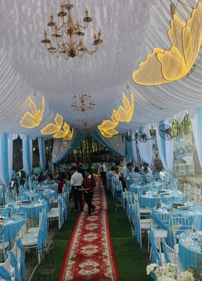 TIỆC CƯỚI THÙY LINH 