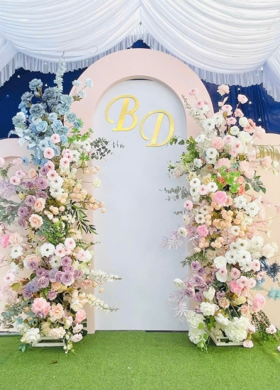 TRANG TRÍ BACKGROUND TIỆC CƯỚI