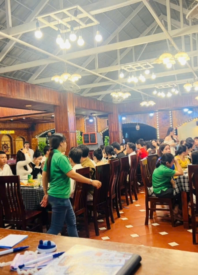 Tổ chức Tiệc trọn gói tại Nhà Hàng Bình Dương