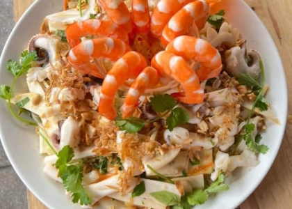 GỎI NGÓ SEN TÔM THỊT