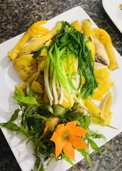 GÀ HẤP HÀNH